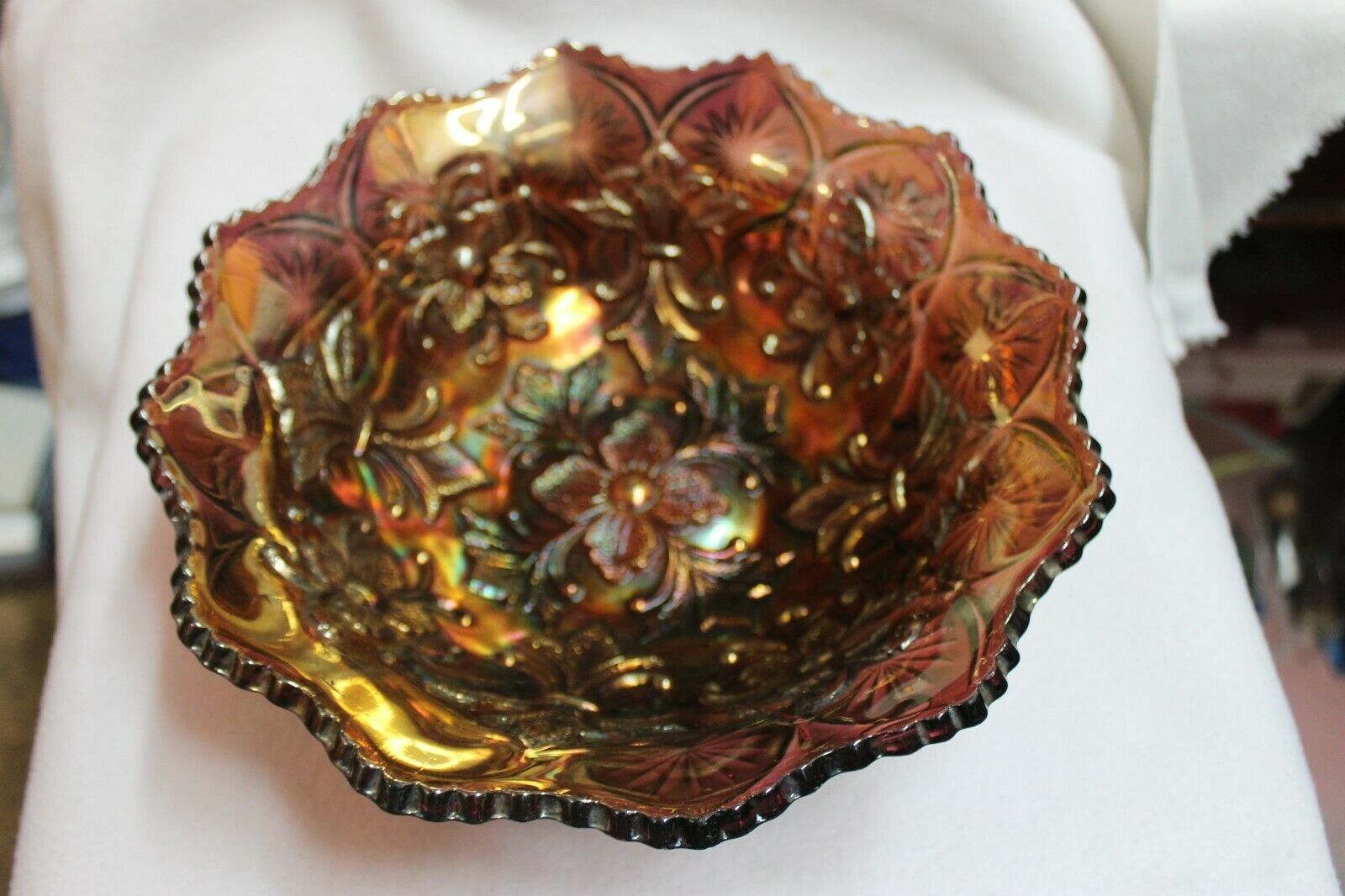 Vintage Millersburg Carnival Glass Fleur De Lis Amethyst Ruffled Edge Bowl 9.5d
